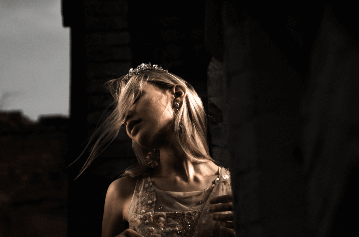 Morgane Moncomble se lance dans la romance historique